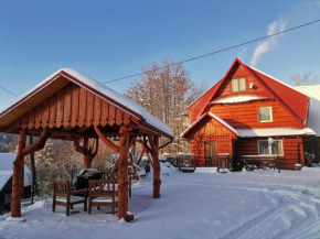 Dom na Smyrakach, Lachy
